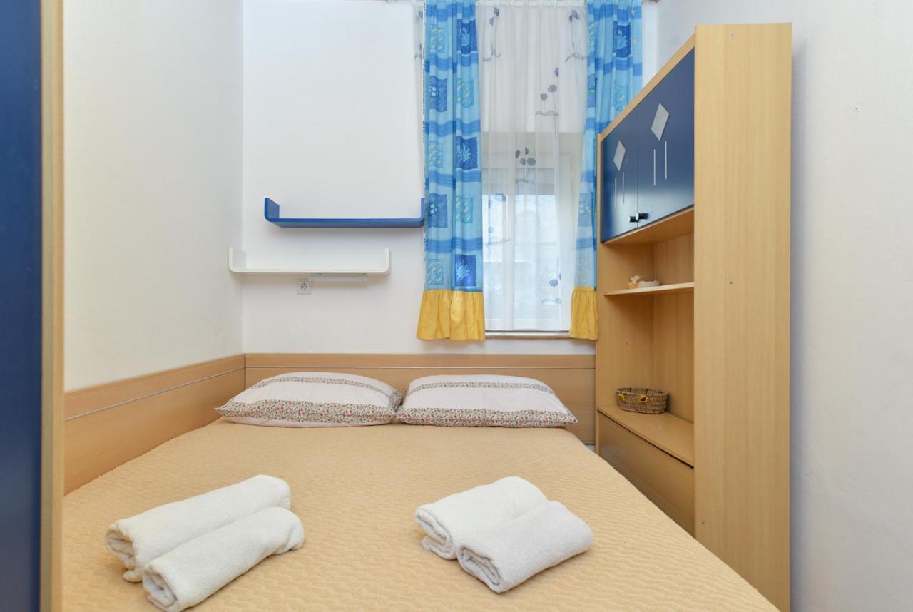 Apartments Jasna 1128 Fažana Extérieur photo