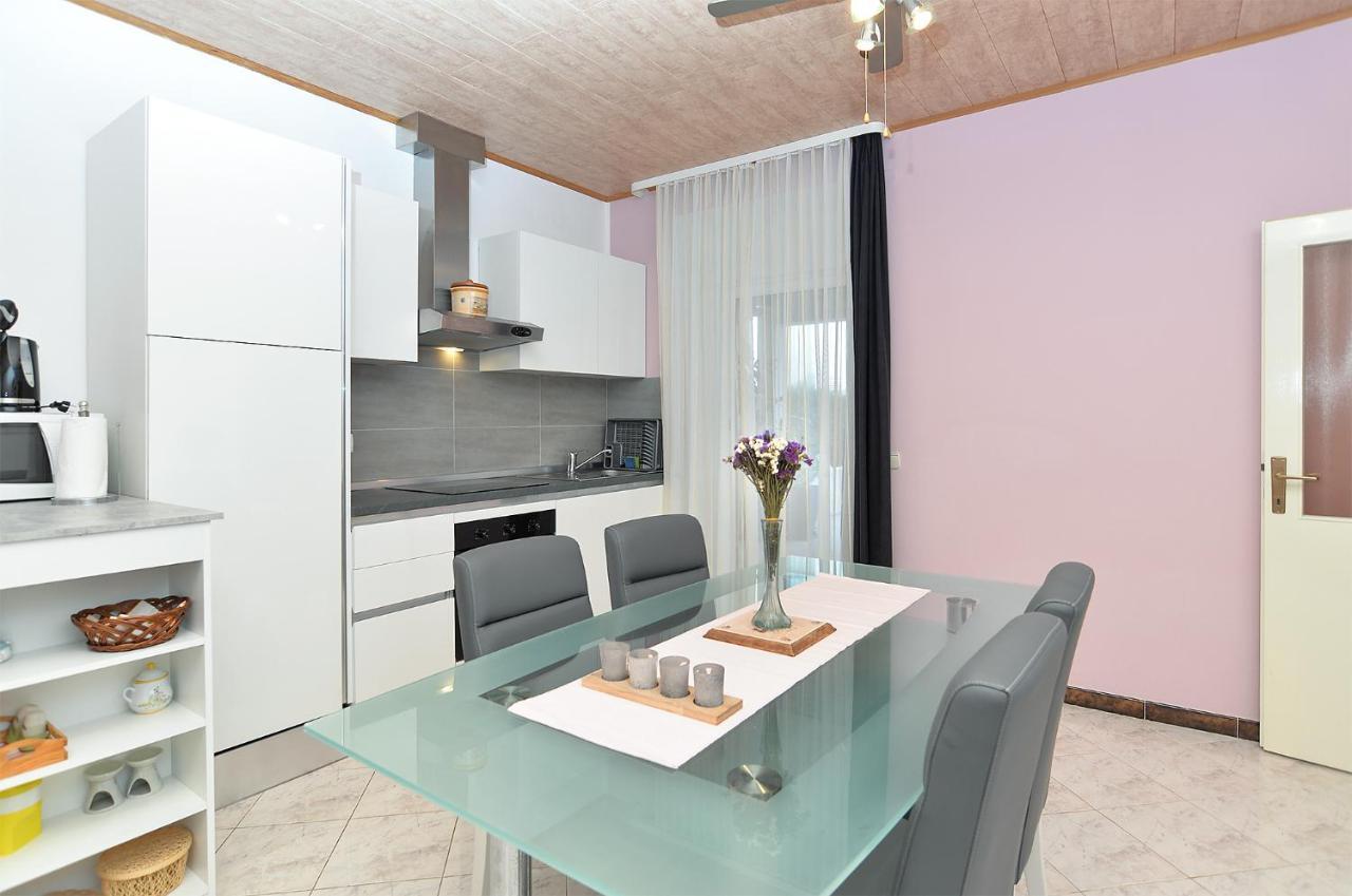 Apartments Jasna 1128 Fažana Extérieur photo