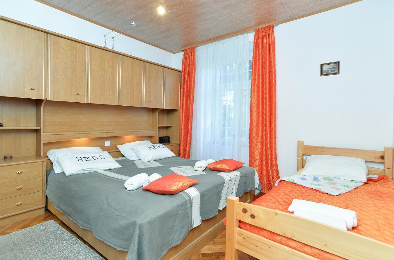 Apartments Jasna 1128 Fažana Extérieur photo